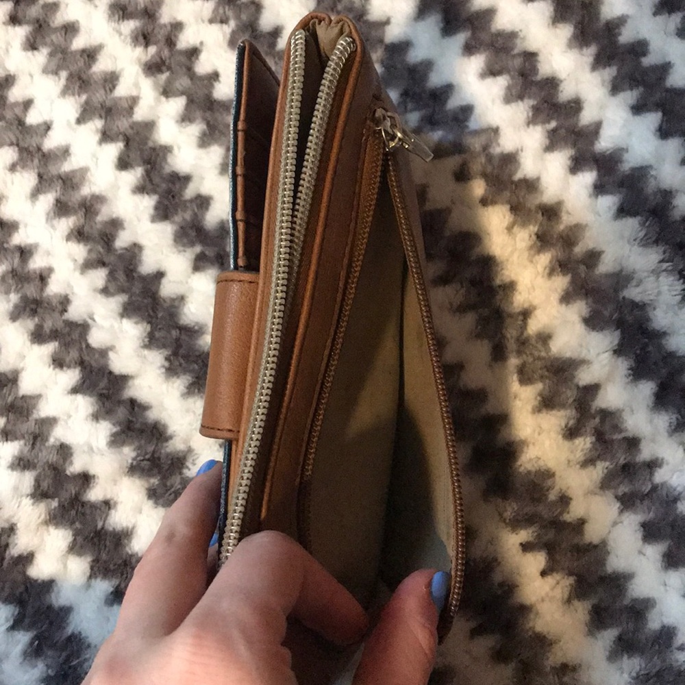 Relic Wallet - Picture 4 of 5